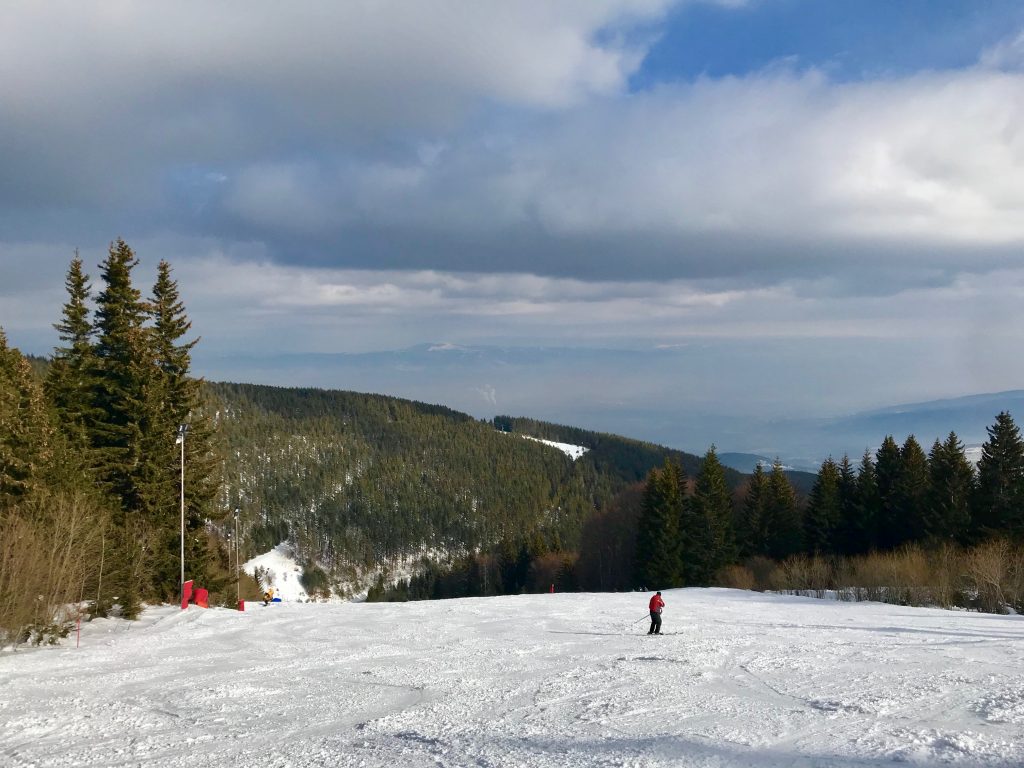 https://cocodeewanderlust.com/wp-content/uploads/2019/02/Weekend-Ski-Trip-in-Sofia-slopes.jpg