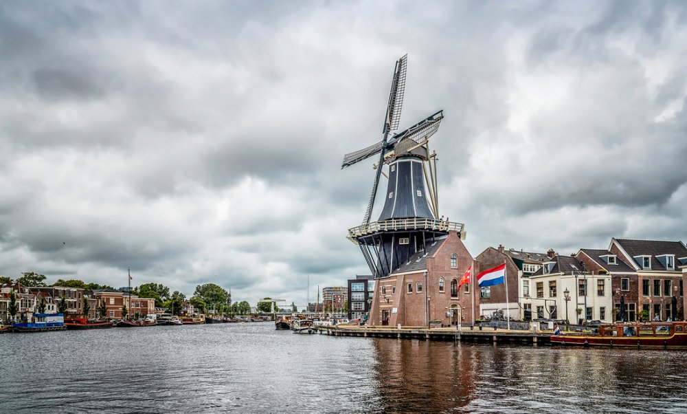 5 beautiful small cities in the Netherlands Haarlem